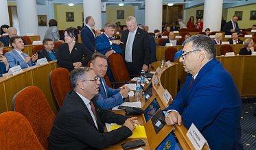 Заксоб проголосовал за Сергея Балыкина и процедуру выборов мэра